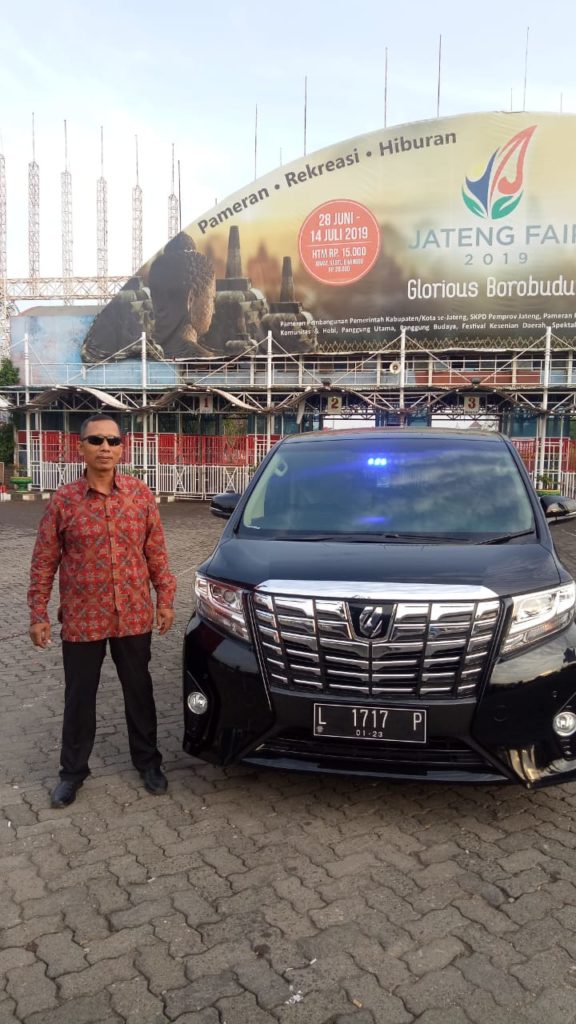 Rental Mobil Semarang + Sopir Ramah